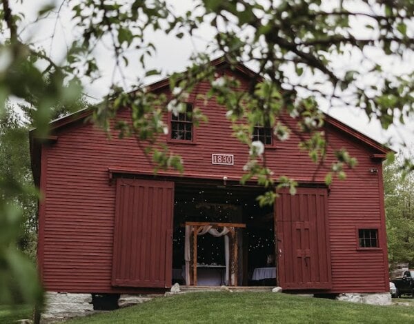 1830 Wedding Barn