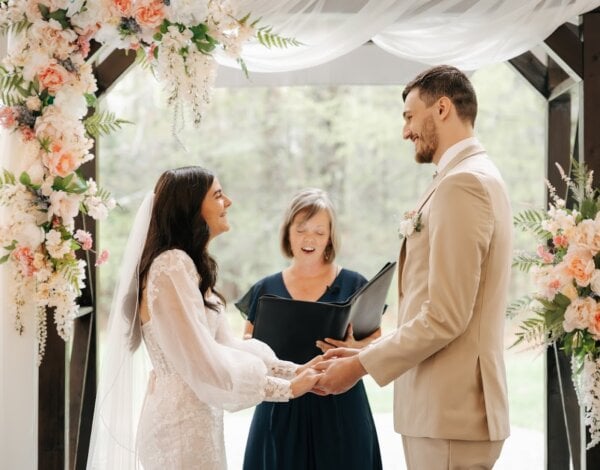 The Maine Knot | Sheri Maines – Marriage Officiant