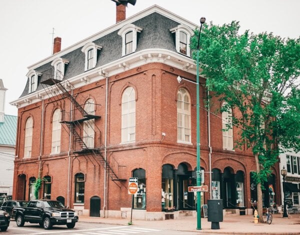 Lemont Hall