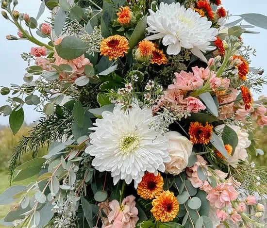 Riverside Greenhouses and Florist